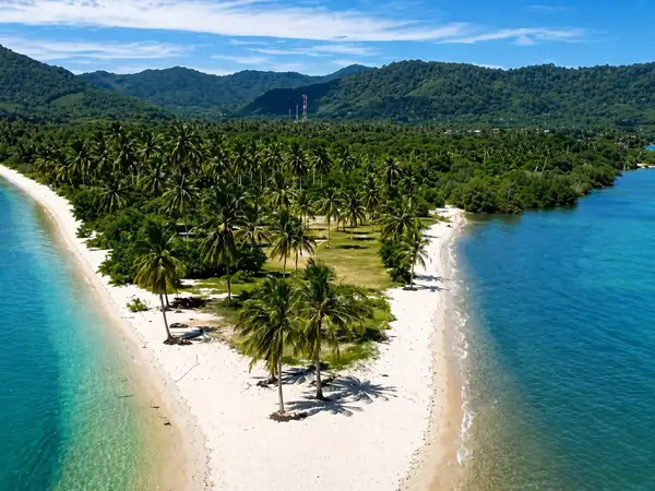 Krabi James Bond