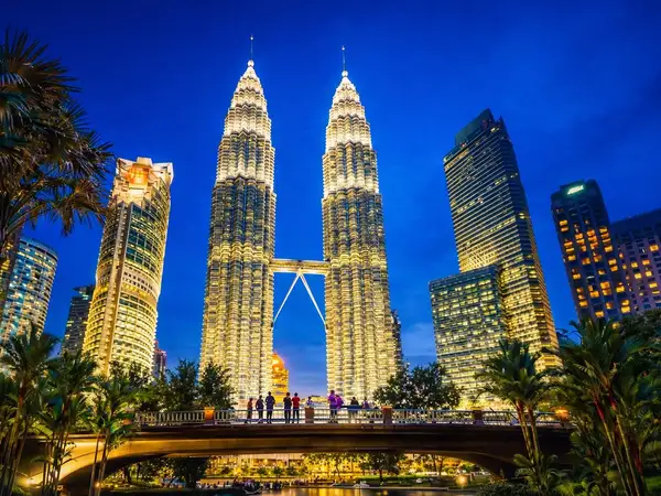 Excursion from Phuket to Kuala Lumpur